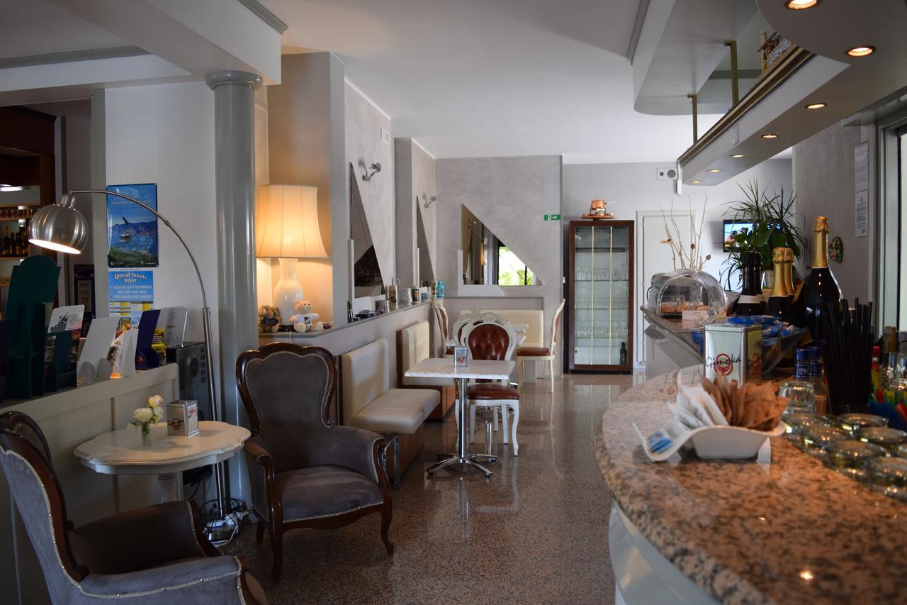 Hotel International Sirmione Eksteriør billede