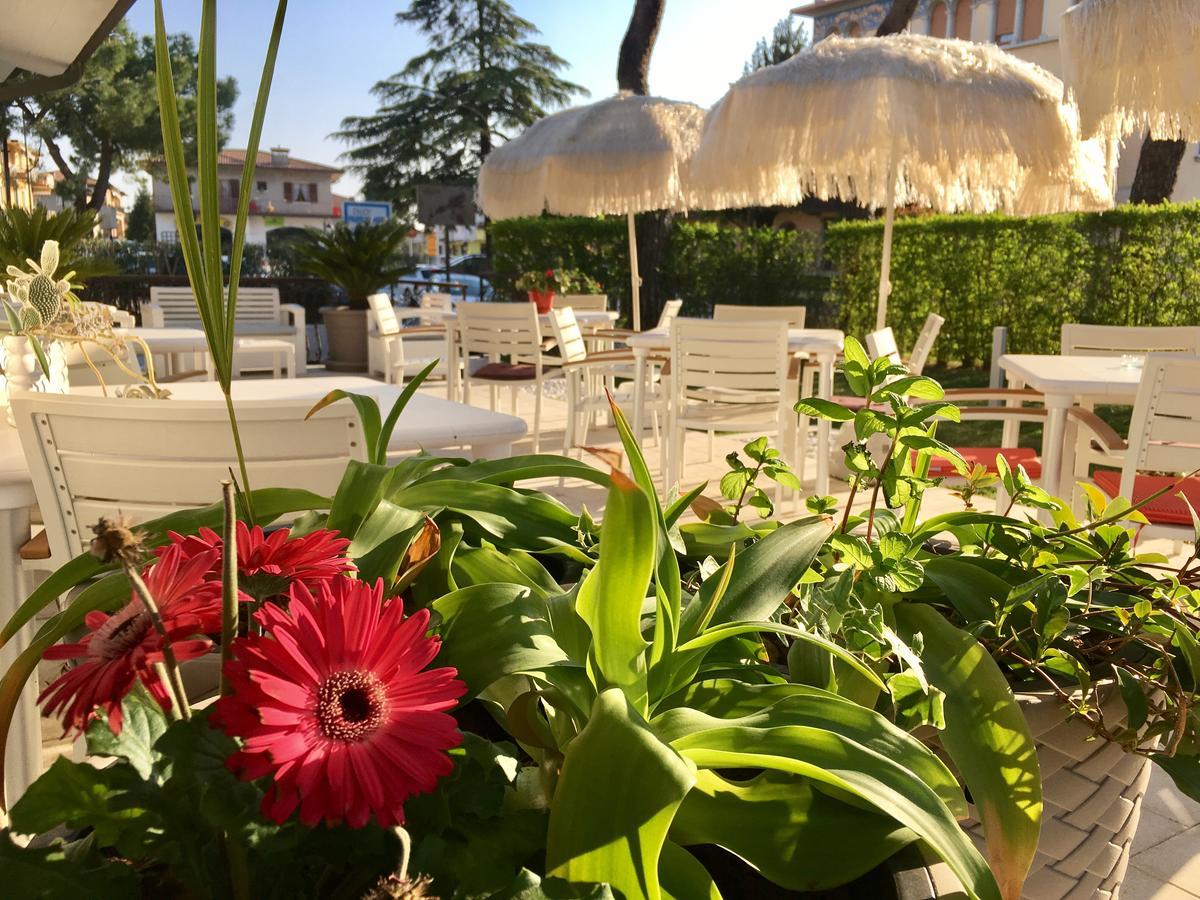 Hotel International Sirmione Eksteriør billede